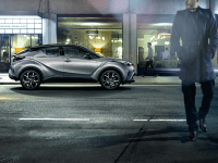 TOYOTA Nuevo C-HR en Madrid TOYOTA Nuevo C-HR nuevo Madrid