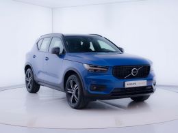 Volvo XC40 1.5 T2 R-Design Auto Volvo XC40 1.5 T2 R-Design Auto