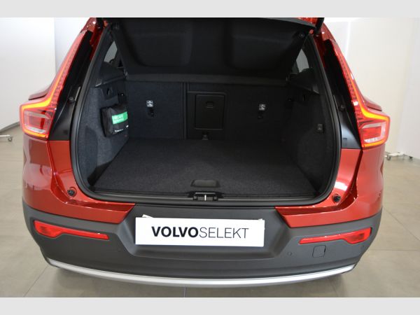 Volvo XC40 1.5 T3 Momentum Pro Auto nuevo Huesca