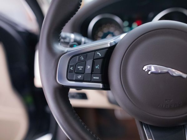 Jaguar XF 2.0D I4 (180CV) Prestige Auto 4WD nuevo Zaragoza