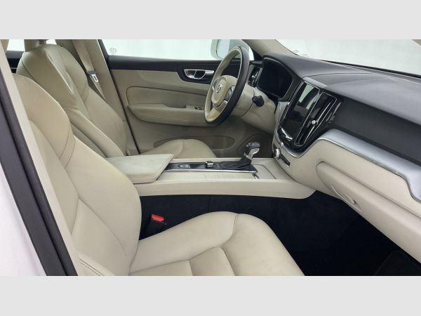Volvo XC60 2.0 D4 Momentum Auto nuevo Huesca