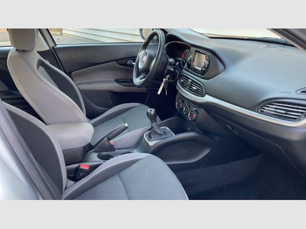 Fiat Tipo 1.3 Easy 70kW (95CV) diesel Mjet. SW nuevo Huesca
