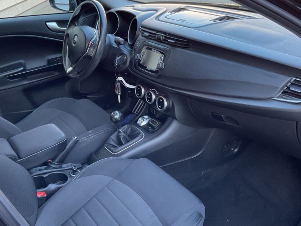 Alfa Romeo Giulietta 2.0 JTD 110kW (150CV) Super nuevo Huesca